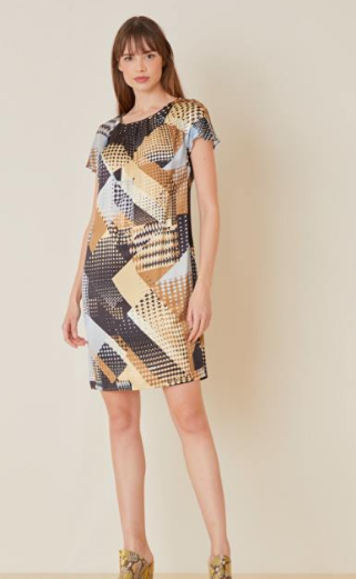 Manila Grace: L&rsquo;Eleganza Italiana che Conquista Cuori e Armadi